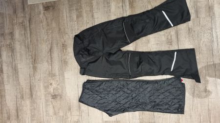 Motorradhose schwarz mit herausnehmbarem Futter gut
