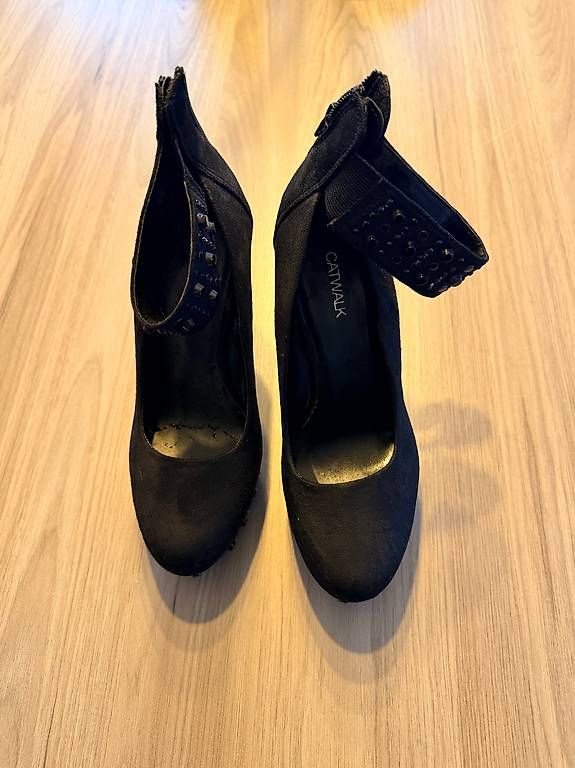 Scarpe da donna: Pumps mit Riemen – Usato da Bözberg venduto da van_52qk 3