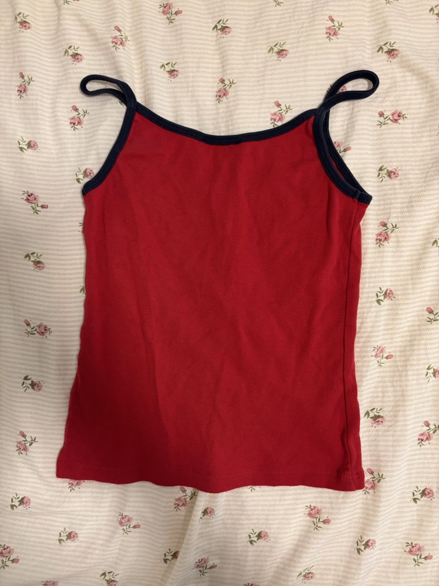 Top: Red Subdued Tank Top. XS. – Usato da Steinhausen venduto da zgo_6dc6 2