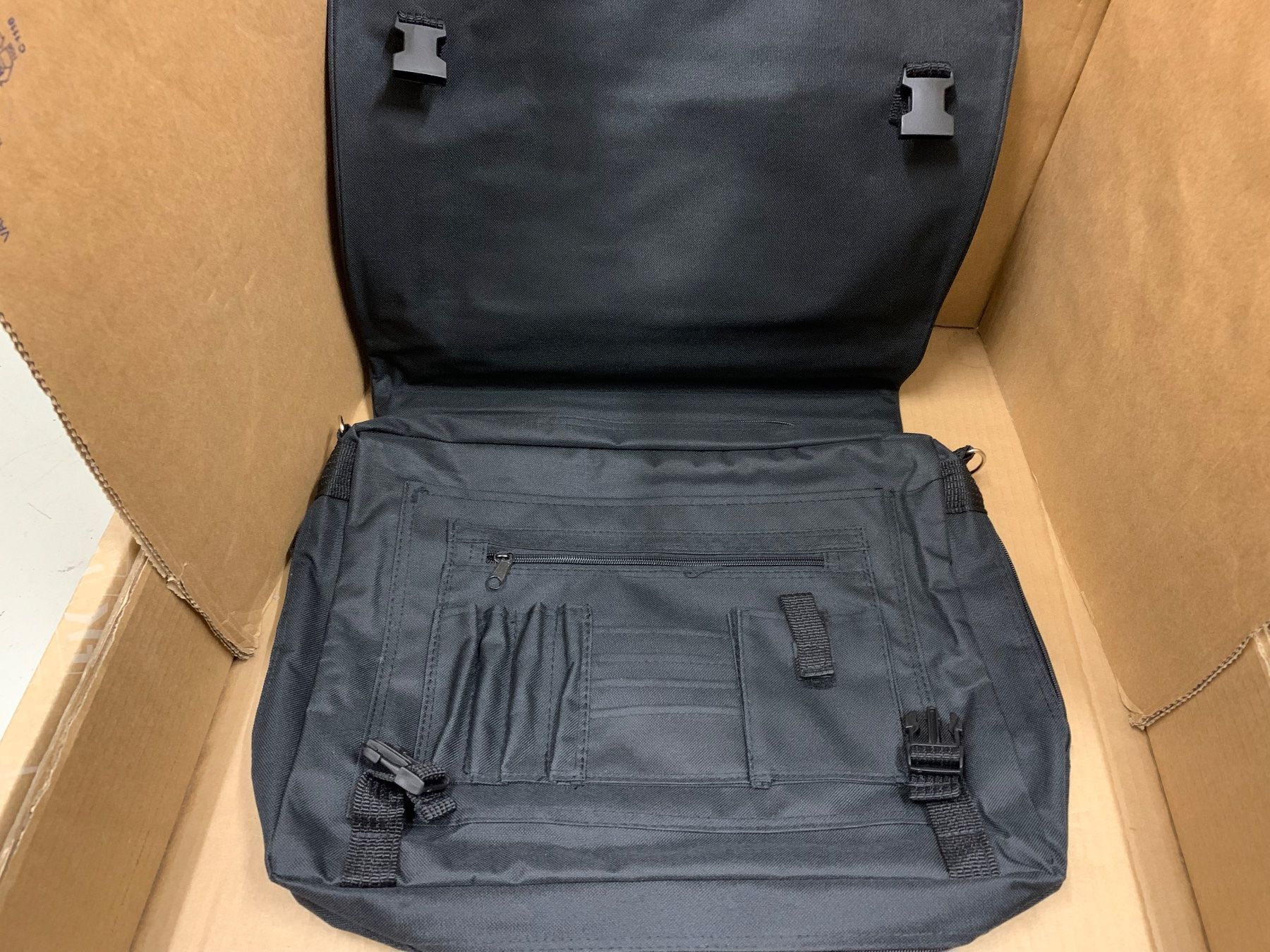 Borse: Tasche ZfU – Usato da Eschlikon TG venduto da ArtRec 2