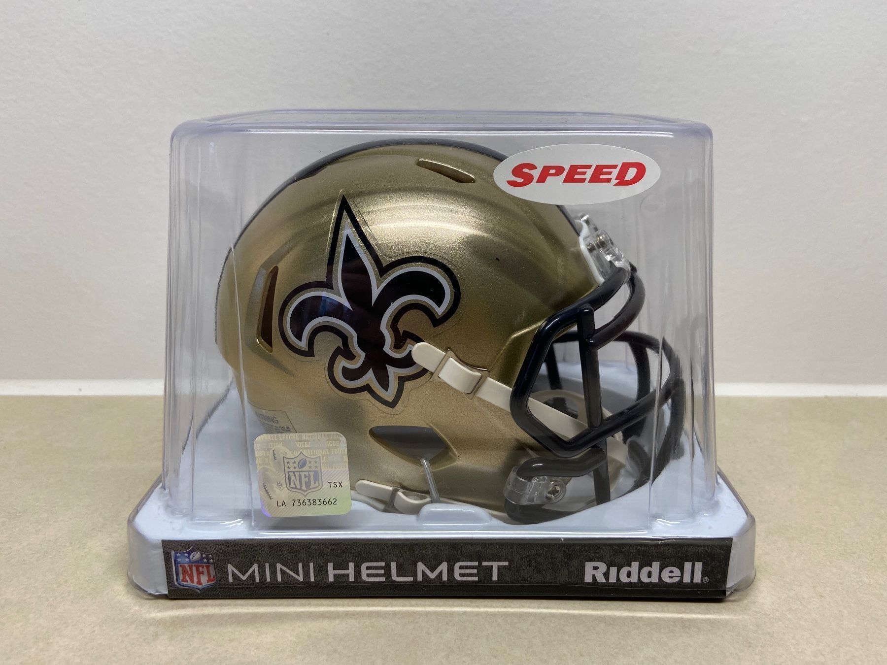 NFL Abiti antichi: New Orleans Saints Mini Helmet Speed – Nuovo e nell'imballaggio originale da Muttenz venduto da US_Sport_Schweiz
