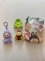 3 figurines - The monsters - Pin for love - Labubu
