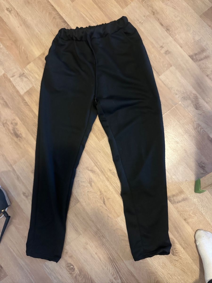 Kleiderpakete: Jogging neuf S ensemble 2 pieces – Neu und originalverpackt aus Boussens von sko_9w6t 2
