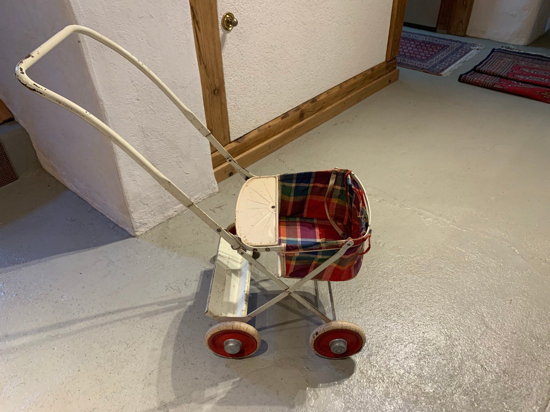 Puppenwagen: alter Puppenwagen Wisa Gloria – Gebraucht aus Hattenhausen von Topas00 3