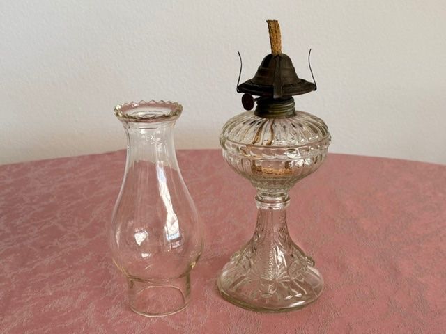 Lampen: Petrollampe, Glas und Messing – Neu (gemäss Beschreibung) aus Lostorf von Nick1258 1