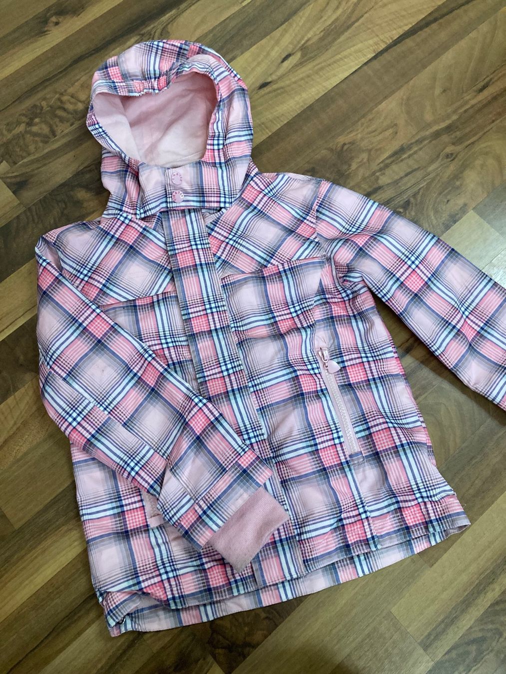 Vestes & Manteaux: Jacke Mädchen, Grösse 122 – D'occasion à Schötz par Jekyll666