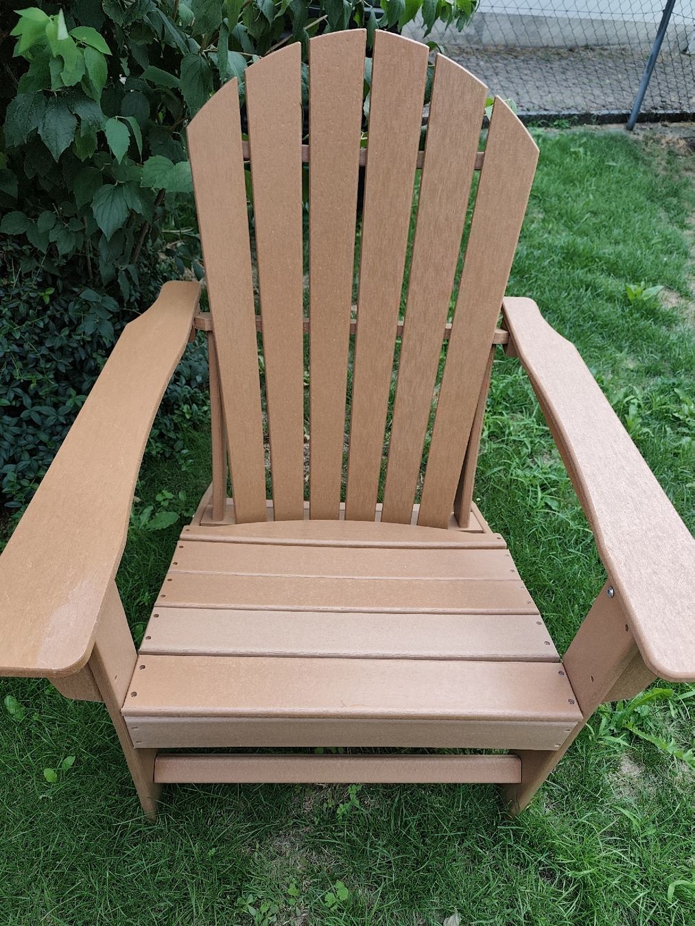 Set di tavolo e panche: Gartenmöbel Set 2 Sessel 1 Tisch Holzoptik – Usato da Egerkingen venduto da Hinkepunk 1