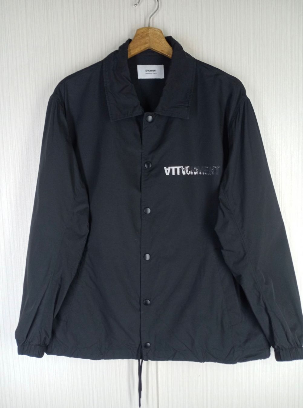 Giacche: ATTACHMENT GEOMETRIC LOGO COACH JACKET Gr.L – Usato da Zürich venduto da VR2528 4