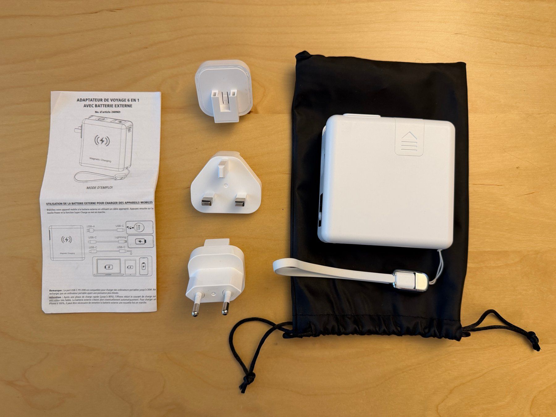 Caricabatterie: 6-in-1 Reiseladegerät mit Powerbank und Wireless Charging – Nuovo (secondo la descrizione) da Winterthur venduto da buy4less