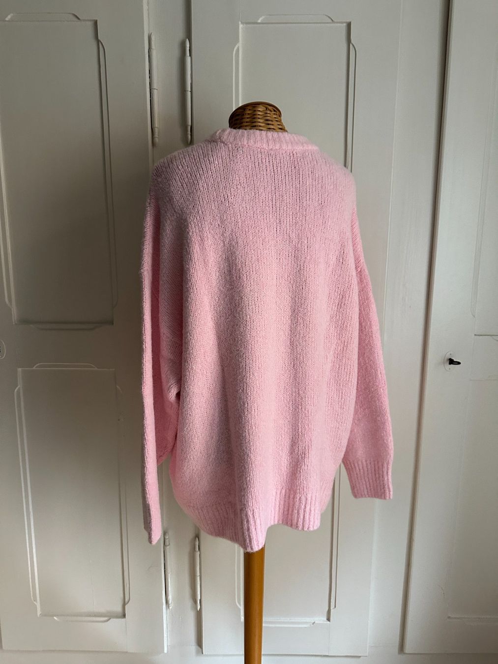 H&M Maglioni & Felpe: Strickpullover rosa oversized - XL – Usato da Zürich venduto da Diazaio 2