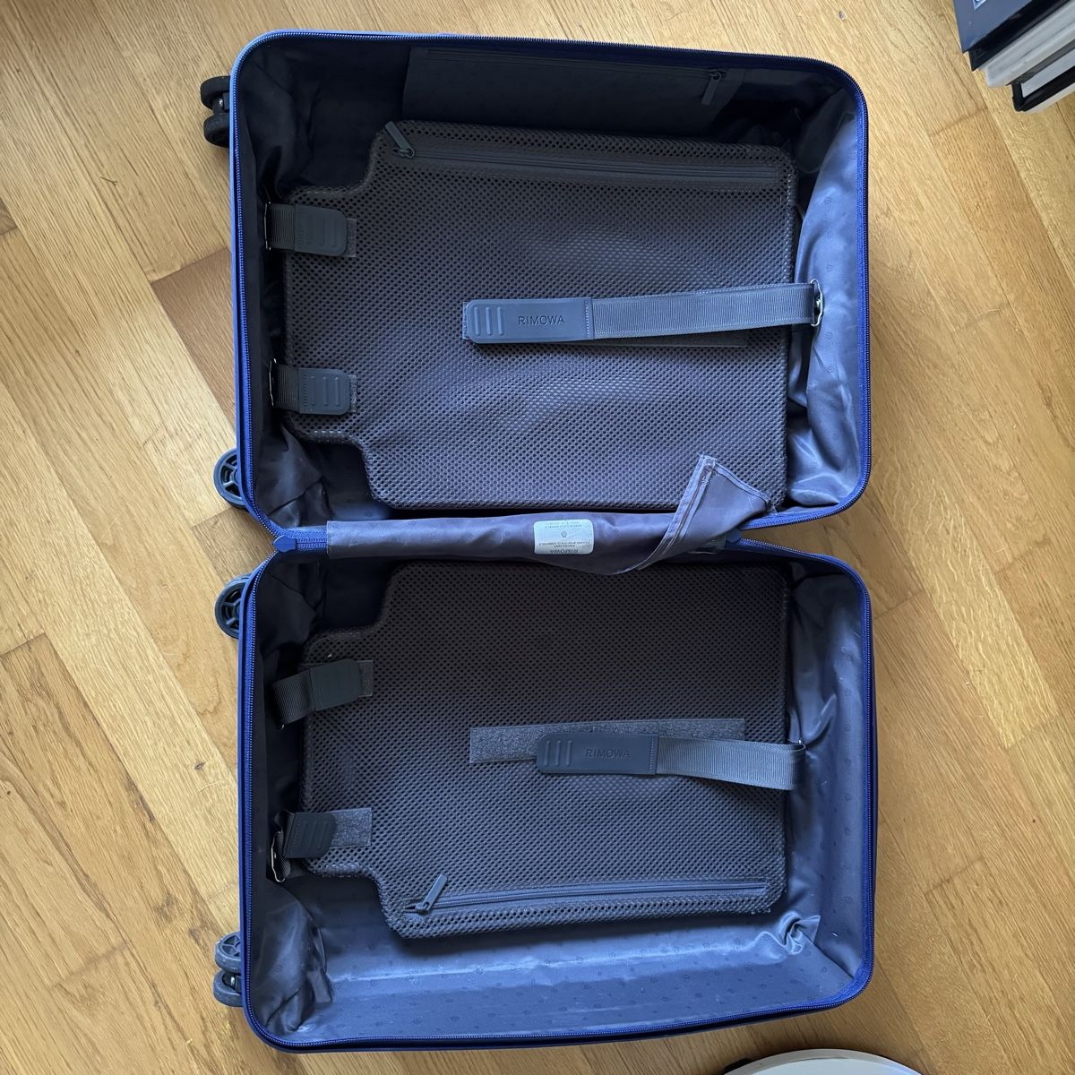 Rimowa Valigie: Rimowa Cabin Koffer – Usato da Zürich venduto da Chamanit2024 4