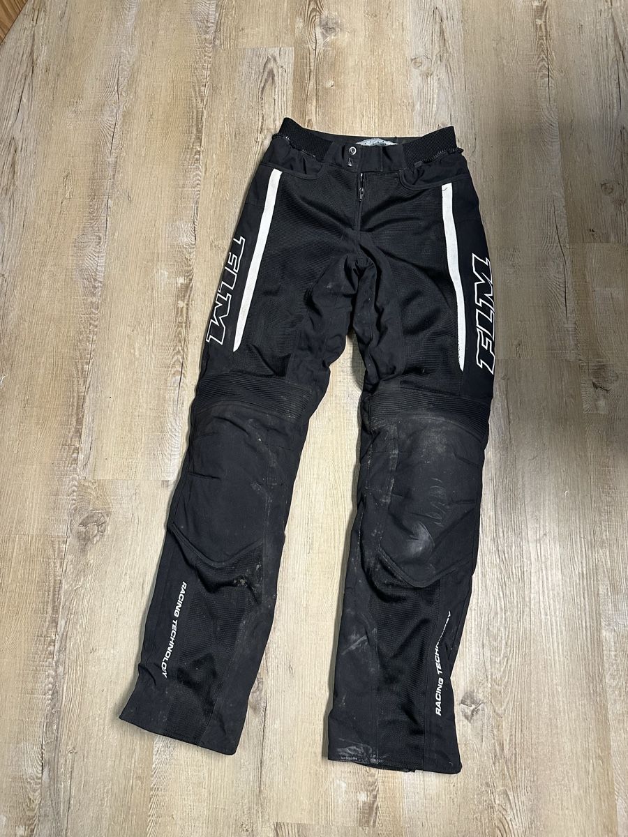 FLM Pantaloni: Motorradhose FLM schwarz Grösse M – Usato da Wünnewil venduto da a.moffa 1