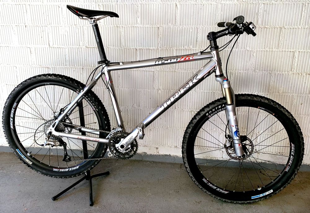 Trek 8500 hardtail sale