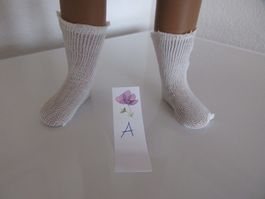 Puppensocken, Socken weiss für die Sasha Puppe, 9 x 4 cm