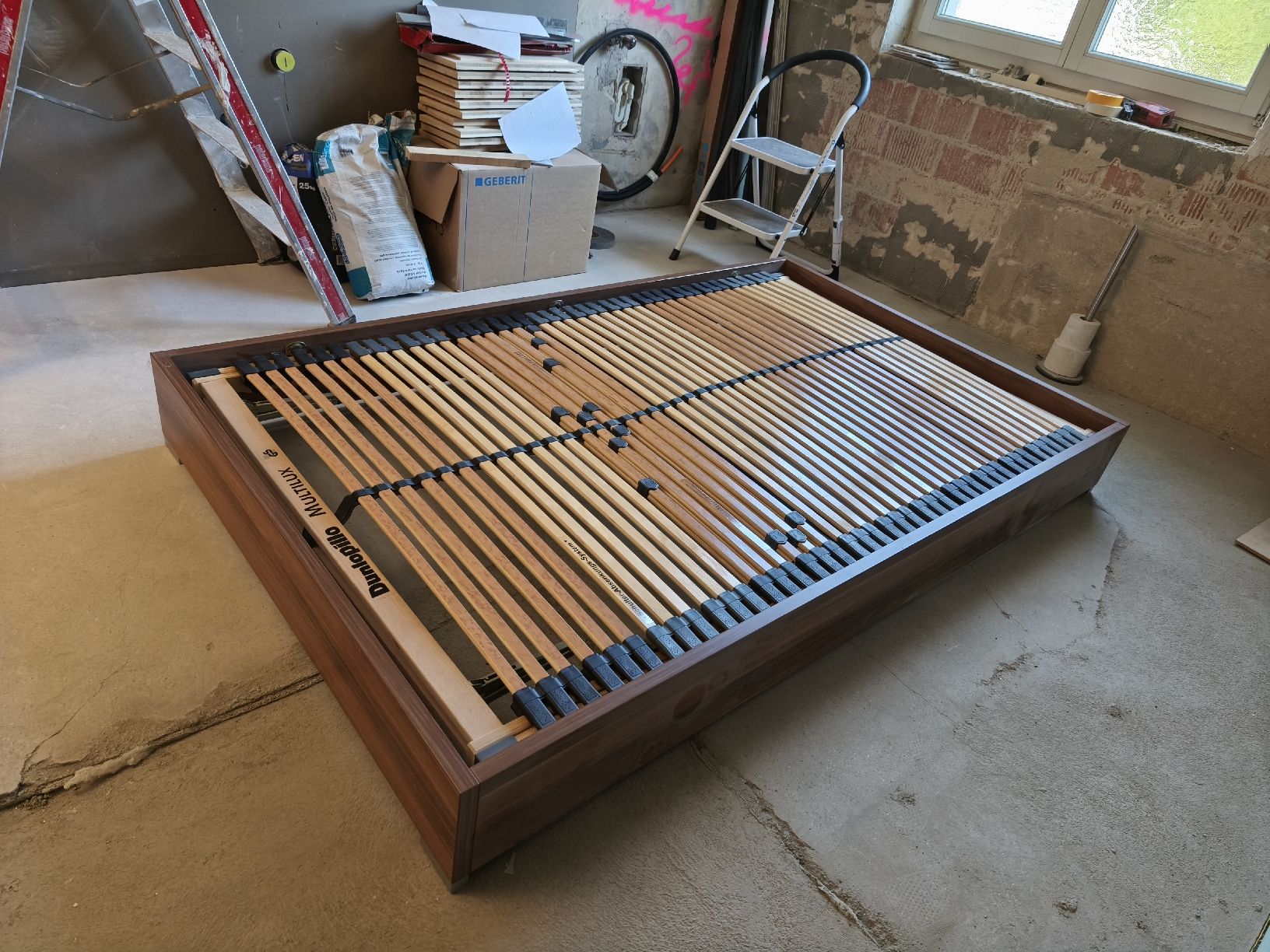 Betten: 120× 200 Bett mit Lattenrost – Gebraucht aus Wohlen AG von art_9qvl