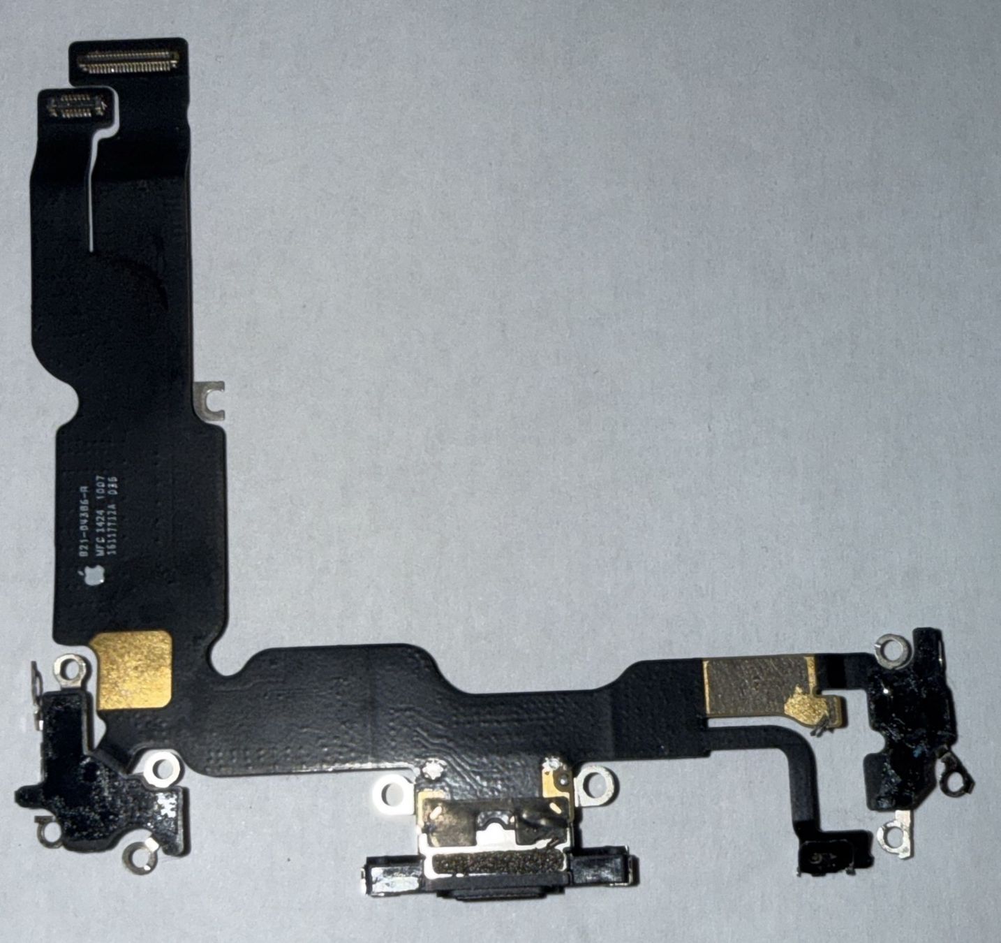 Apple Caricabatterie: Connecteur de charge Iphone 15 plus originale – Nuovo e nell'imballaggio originale da Leukerbad venduto da ray_lyv7 1