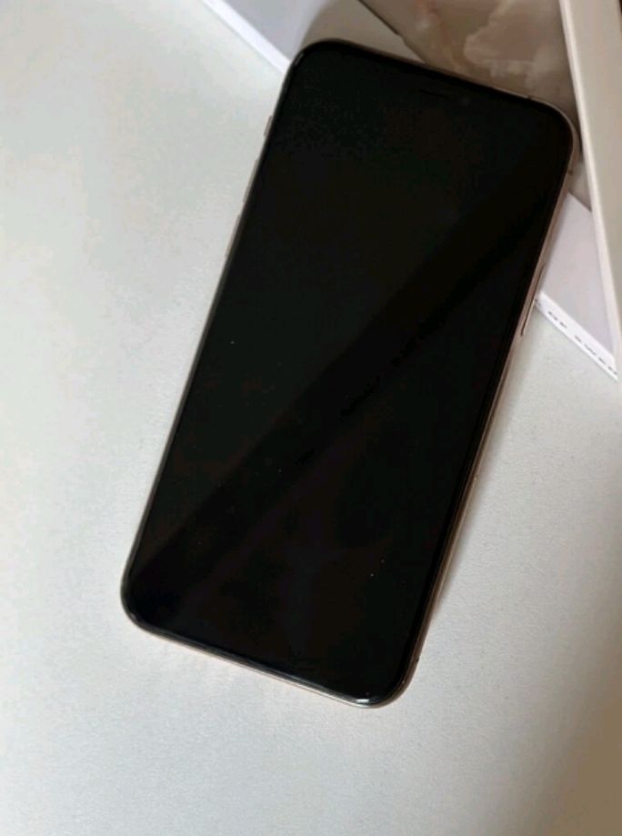 Apple Handys / Smartphones: iPhone 11 Pro 64GB Excellent Condition 92% battery – Gebraucht aus Luzern von Waince786 4