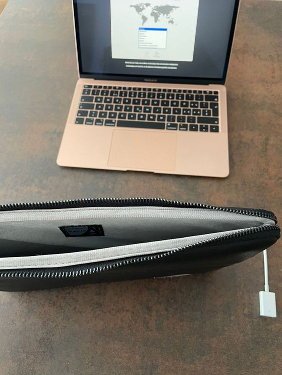 Apple Portables: MacBook Air Rosè Gold, Top Zustand!! – D'occasion à Oberentfelden par angelheart71 2