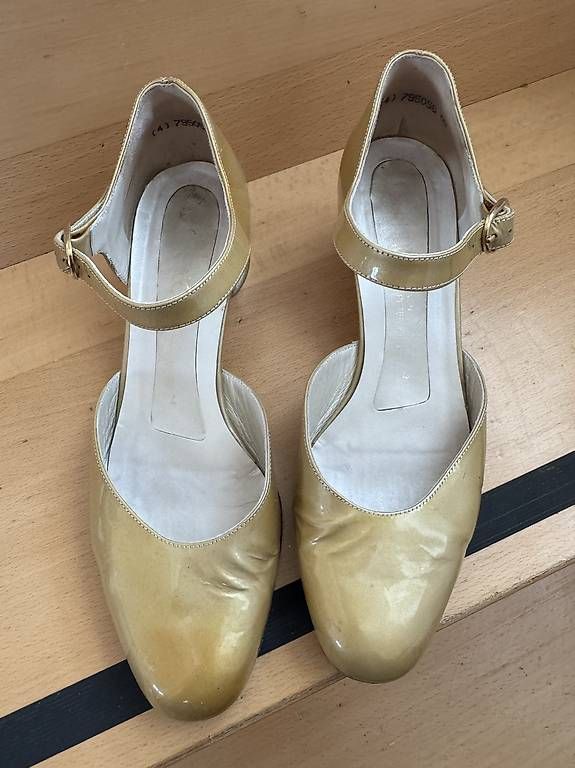 Kaiser Scarpe da donna: Vintage Peter Kaiser Riemchenpumps in 37 – Usato da Schüpbach venduto da 2ndHandRose 1