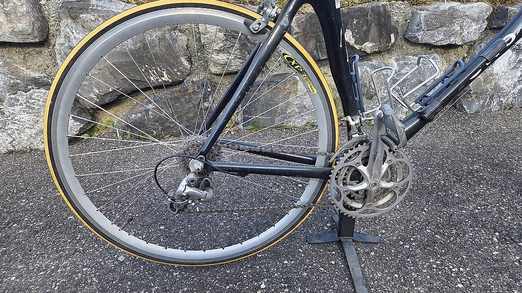 Velos: Rennvelo Carbon – Gebraucht aus Grindelwald von Steeve11 1