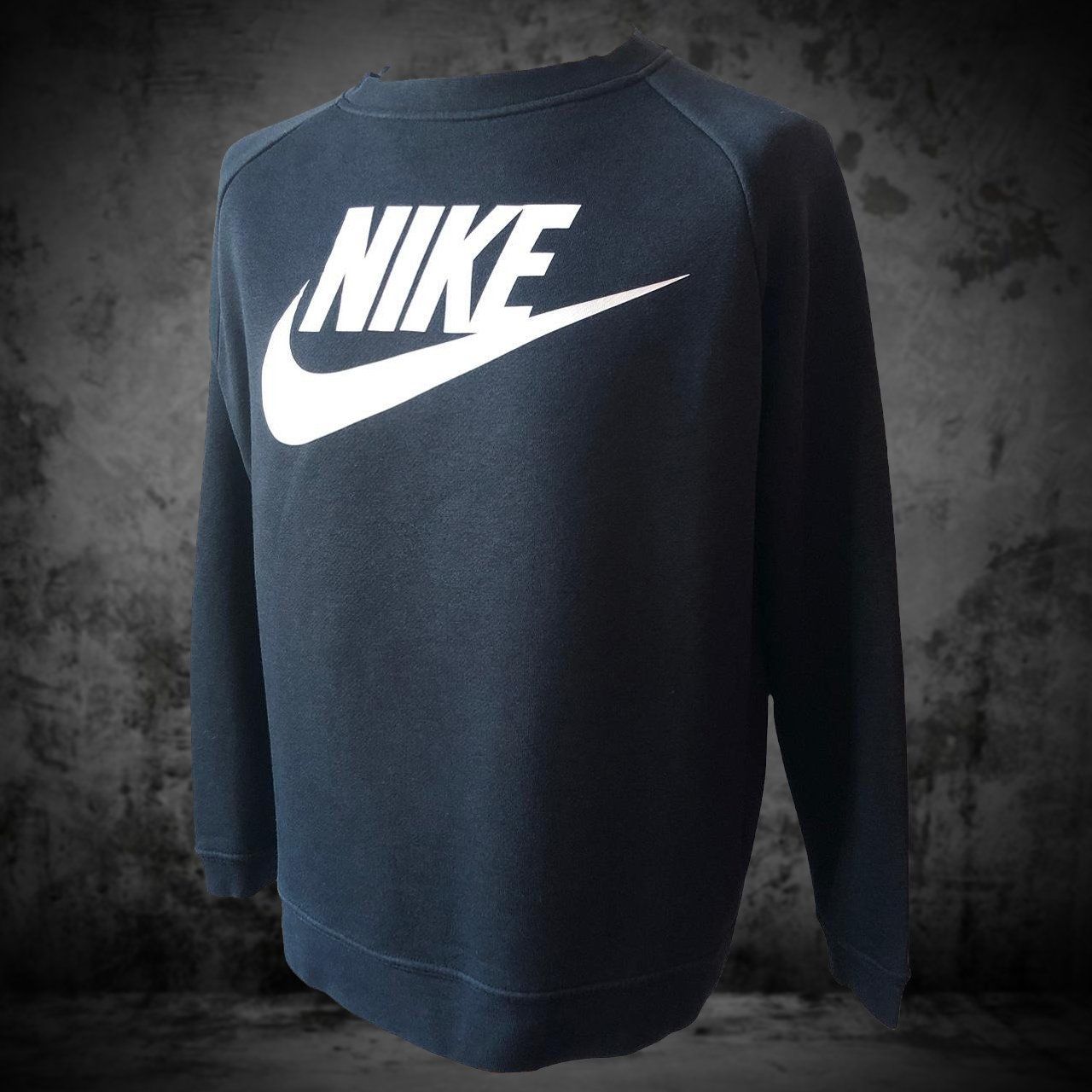Nike Pullover & Sweatshirts: Pull Nike Black Men M – Gebraucht aus Genève von ang_7j7j