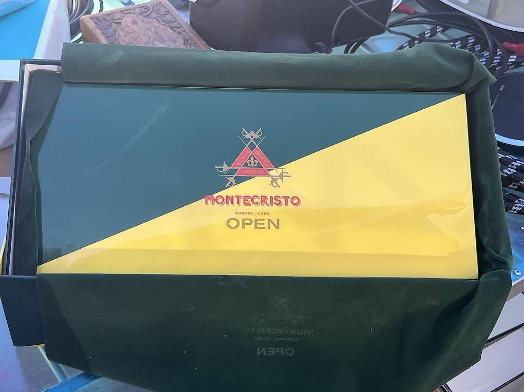Humidor per sigari: Cave a cigare édition limitée Montecristo Open – Usato da Clarens venduto da bad_2lyz