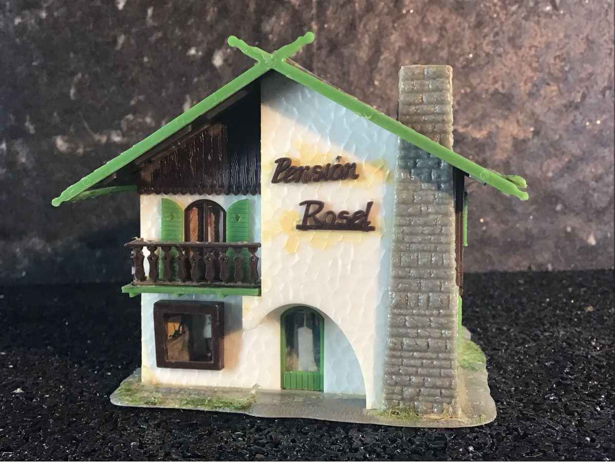 Kit di modellismo & Modellini statici: MODELL GEBÄUDEHAUS – Usato da Männedorf venduto da Spezial-Modelle 2