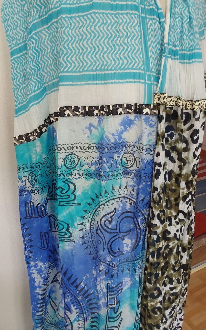 Foulard & Sciarpe: Schal Plomo o Plata mit Seide – Usato da Köniz venduto da scopello12 2