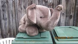 ELEFANT GROSS