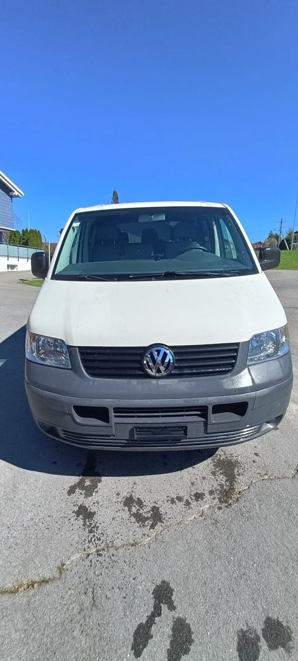 Automobili: Vw T5  9 Plätzer  – Usato da Speicher venduto da Strilo