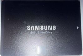 1 Samsung 870 EVO SATA III 2,5 Zoll interne SSD ,1 TB 