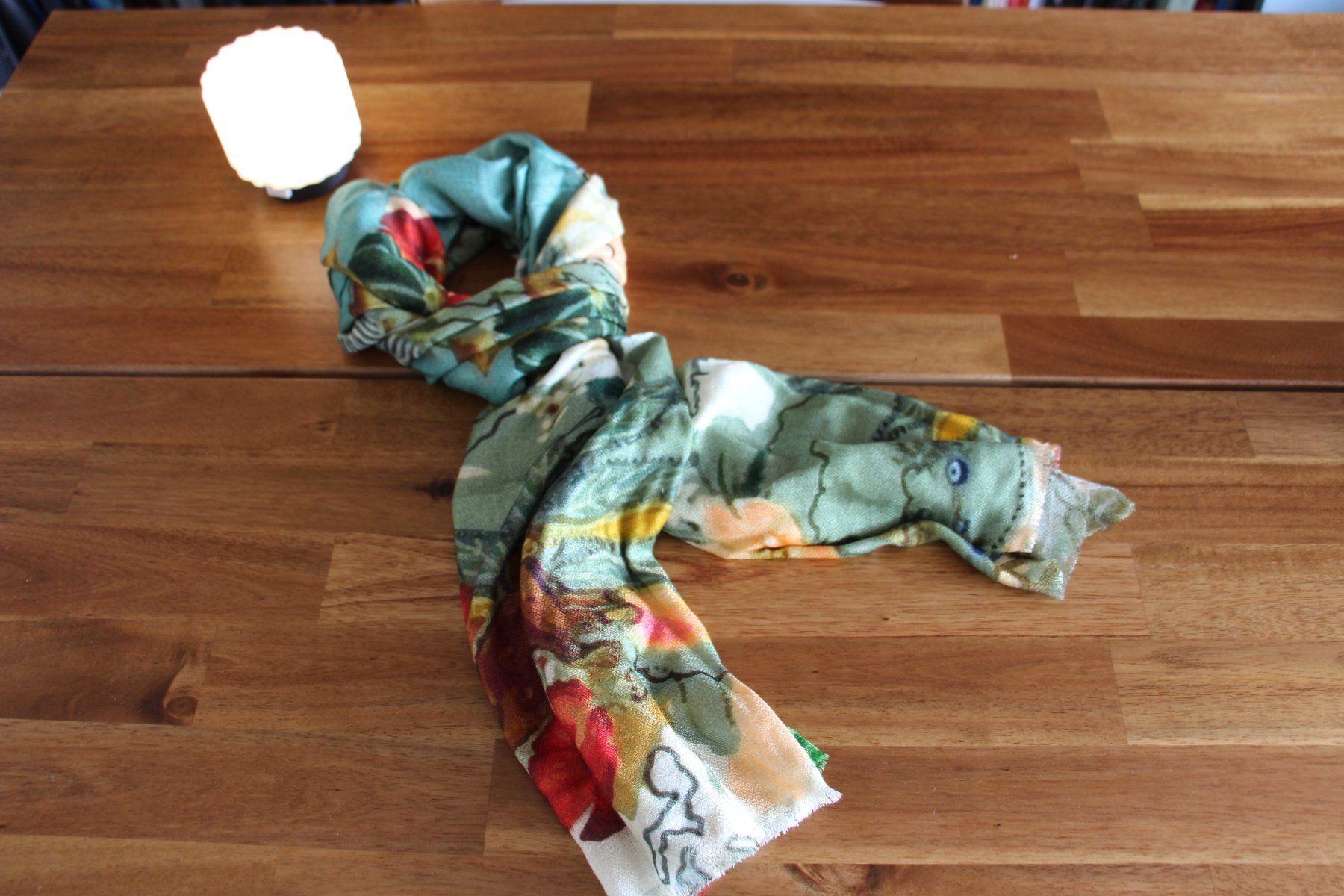 Foulards, Tücher & Schals: **NEU** Schal aus Modal – Neu und originalverpackt aus Luzern von jul_bn7b 1