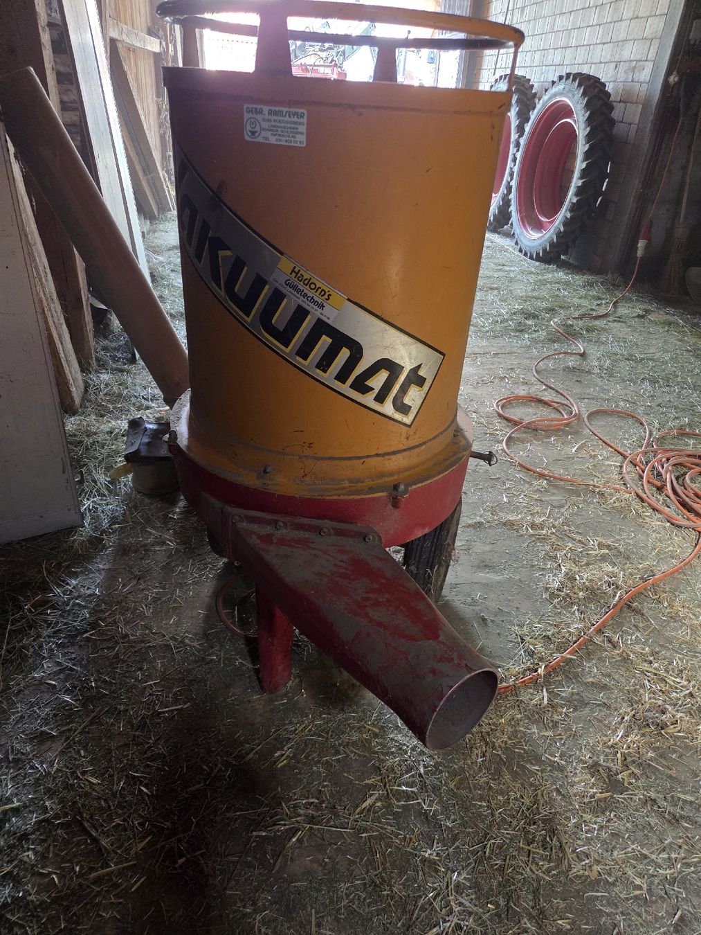 Alle Maschinen: Strohmühle – Gebraucht aus Oberbalm von HiBor98