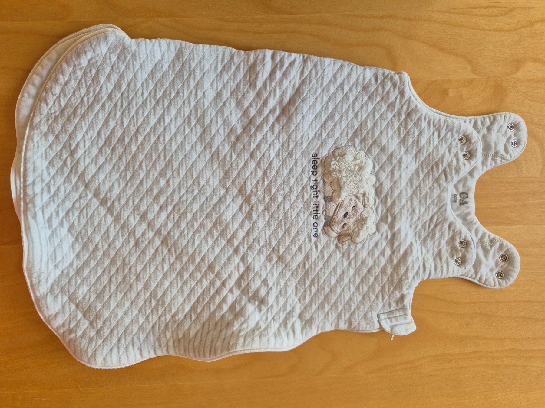 C&A Sacchi a pelo: Herziger Schlafsack mit Schäfchen, 60cm, 2-3M, 3.0 TOG – Usato da Reinach AG venduto da scud-werfer17