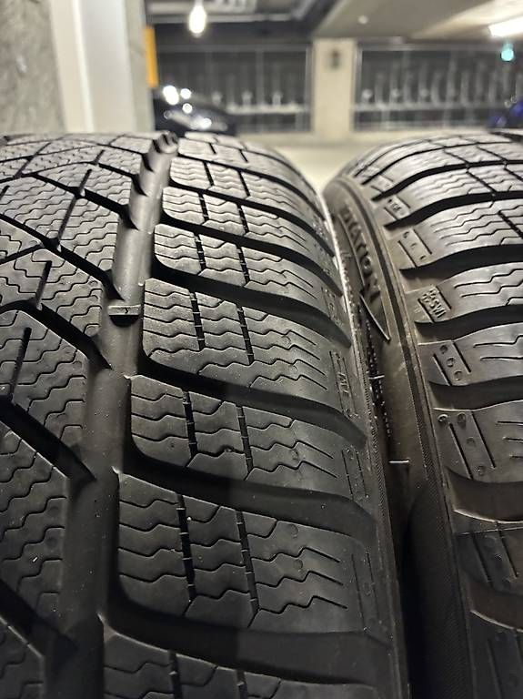 Altro in Scrittura & Disegno: Winterreifen Pirelli 225 40 19 – Usato da Neuenhof venduto da Gt5.Performance_ 2