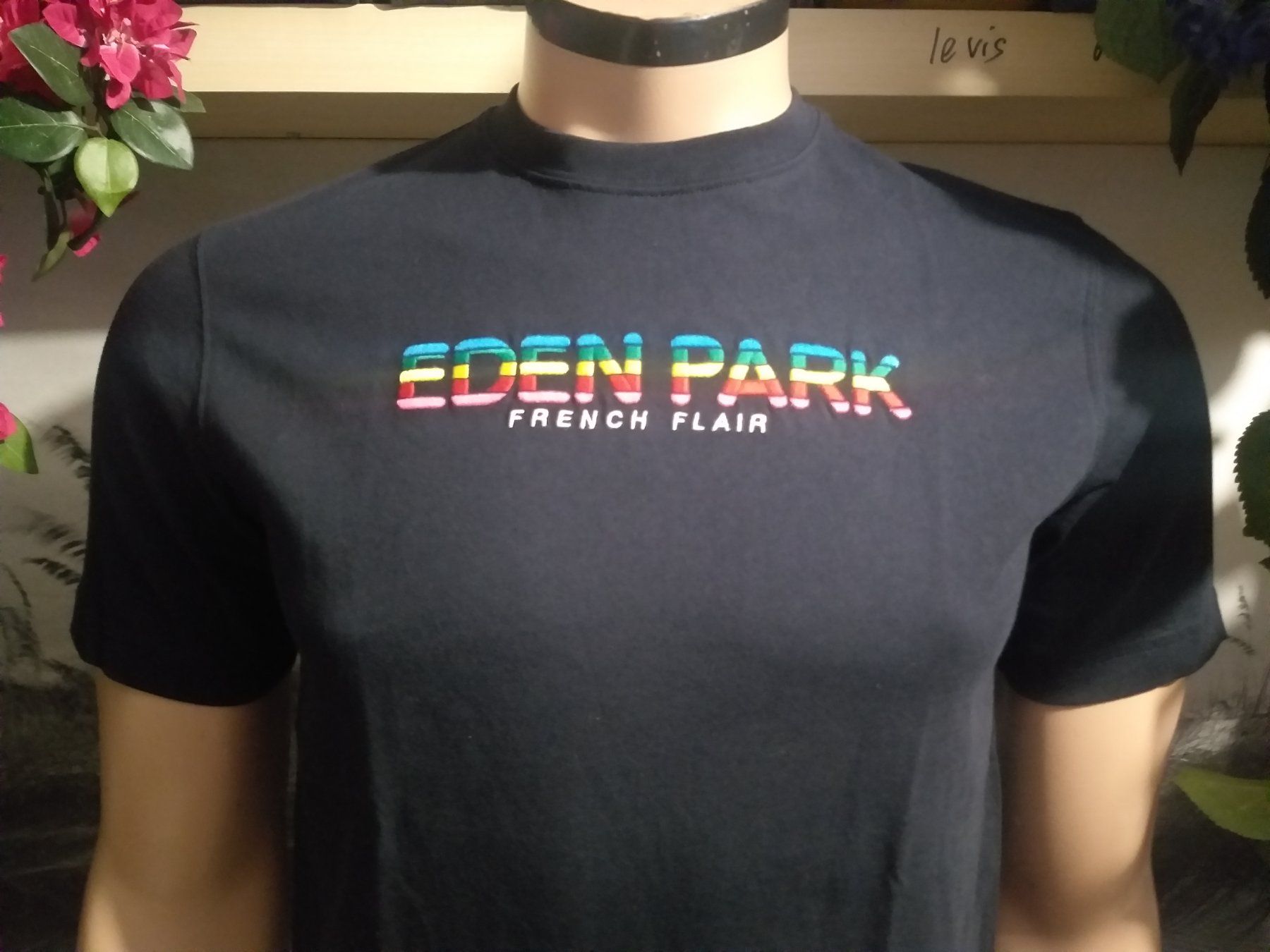 T-shirt: T-Shirt EDEN PARK    Taille / Grosse S – Usato da Cossonay-ville venduto da Super-Price-Quality 1