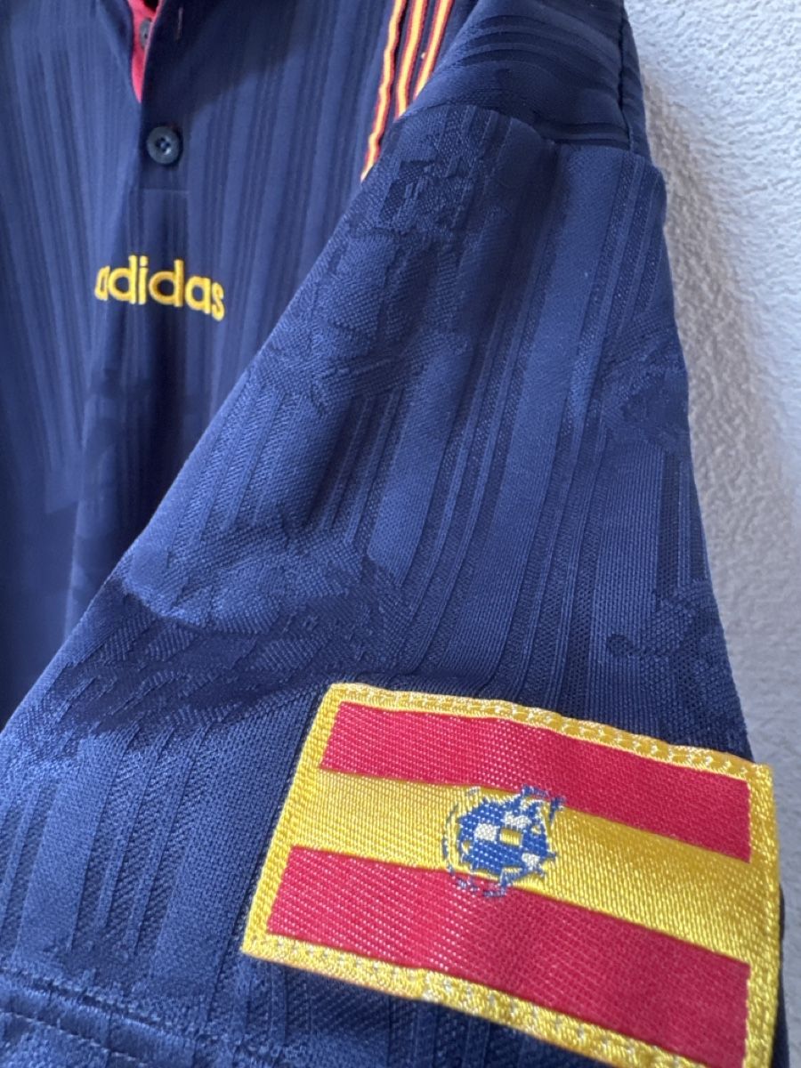 Canottiere & Pantaloni: Spanien Trikot – Usato da Gebenstorf venduto da Retroshirt 4