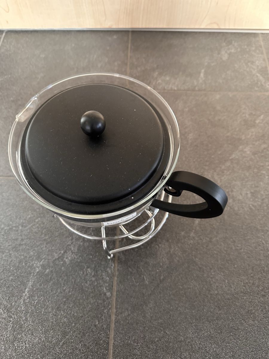 Bodum Teekannen: Bodum Teekanne mit Sieb, neuwertig, – Gebraucht aus LAUERZ von sruncheli73 2