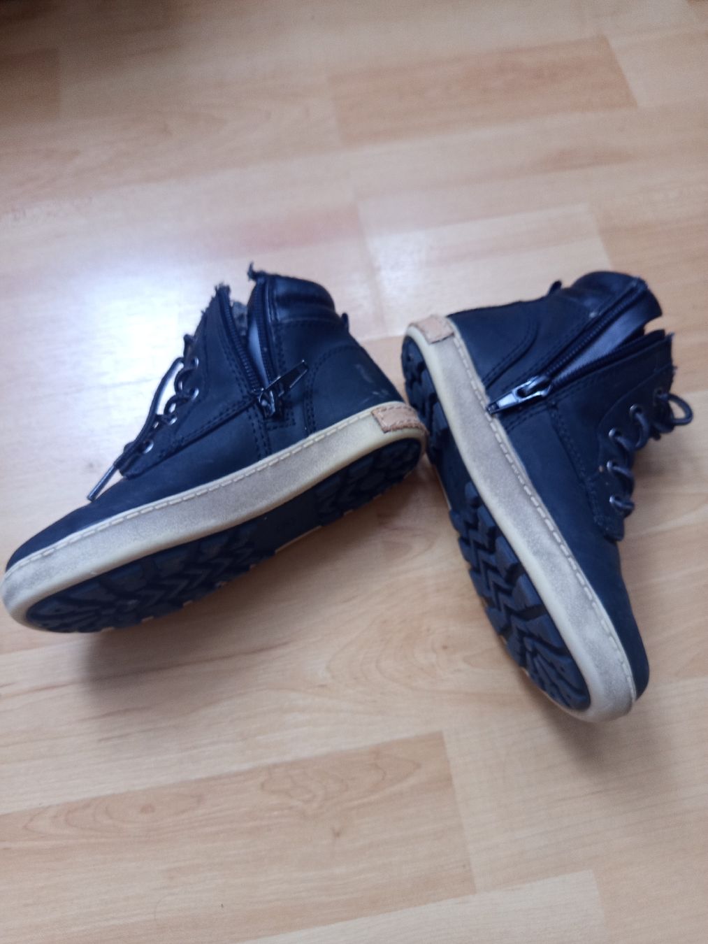 Schuhe für Jungen: Winter Schuhe Größe 26 – Gebraucht aus Nidau von mka_mzd7 2