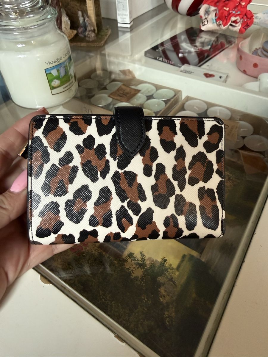 Kate Spade Portamonete: Kate Spade wallet – Usato da Mendrisio venduto da ketolin 2