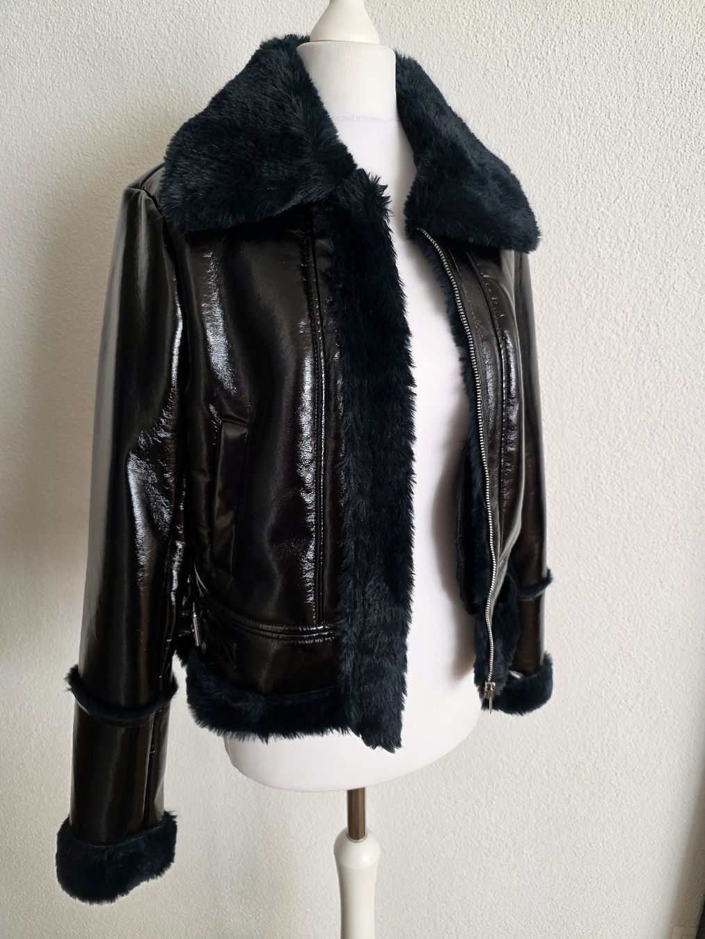 Morgan Jacken: neue Schwarze Morgan Winterjacke, Grösse 38 – Neu (gemäss Beschreibung) aus Kerns von d_s_obwalden