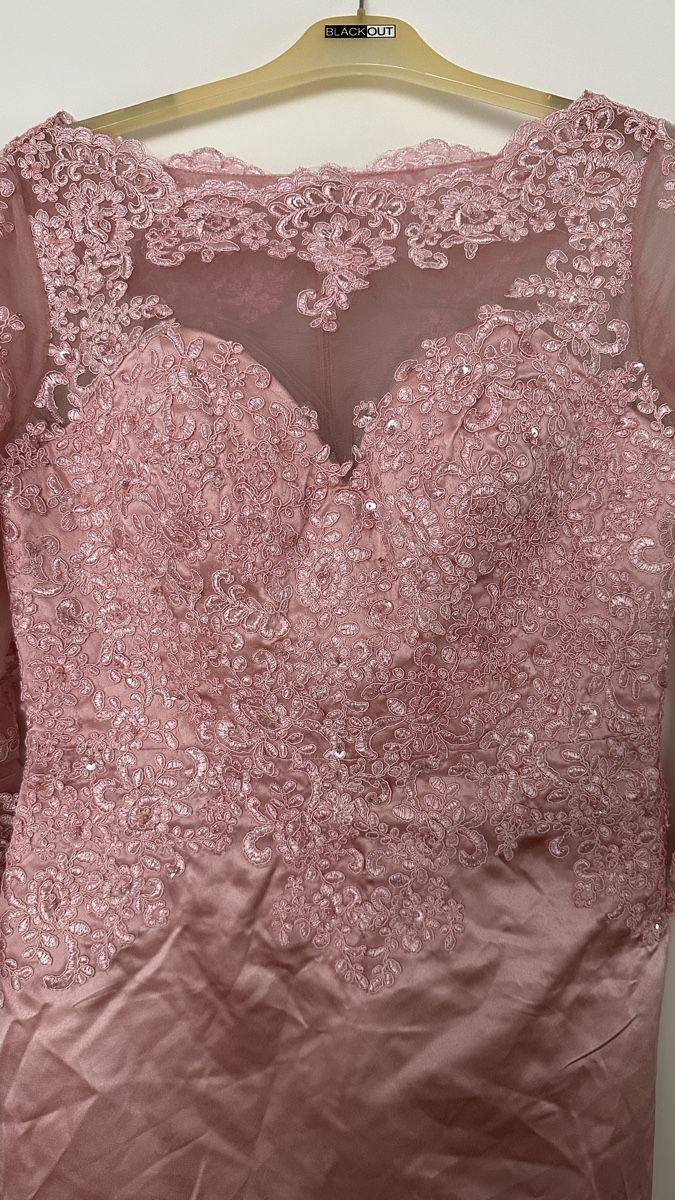 Vestiti: Rosa Kleid mit Spitze – Nuovo (secondo la descrizione) da Romanshorn venduto da tin_k9vg 1