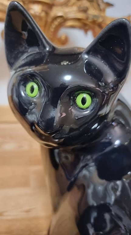 Statuette: Keramik Katze Statue schwarz, grüne Augen – Usato da Kaufdorf venduto da Nati-Nati 2