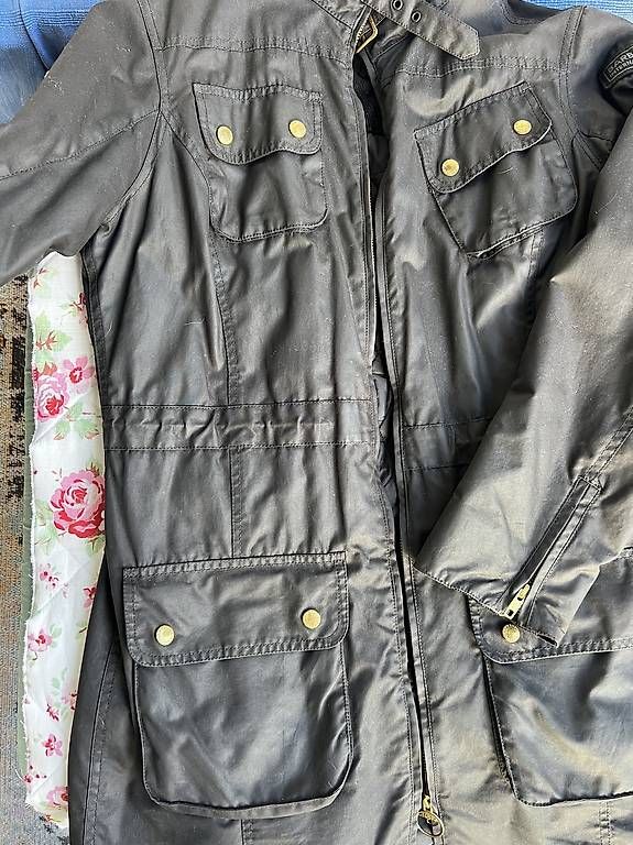 Barbour Giacche: Schwarze Barbour Jacke – Usato da Zürich venduto da ursy15 1