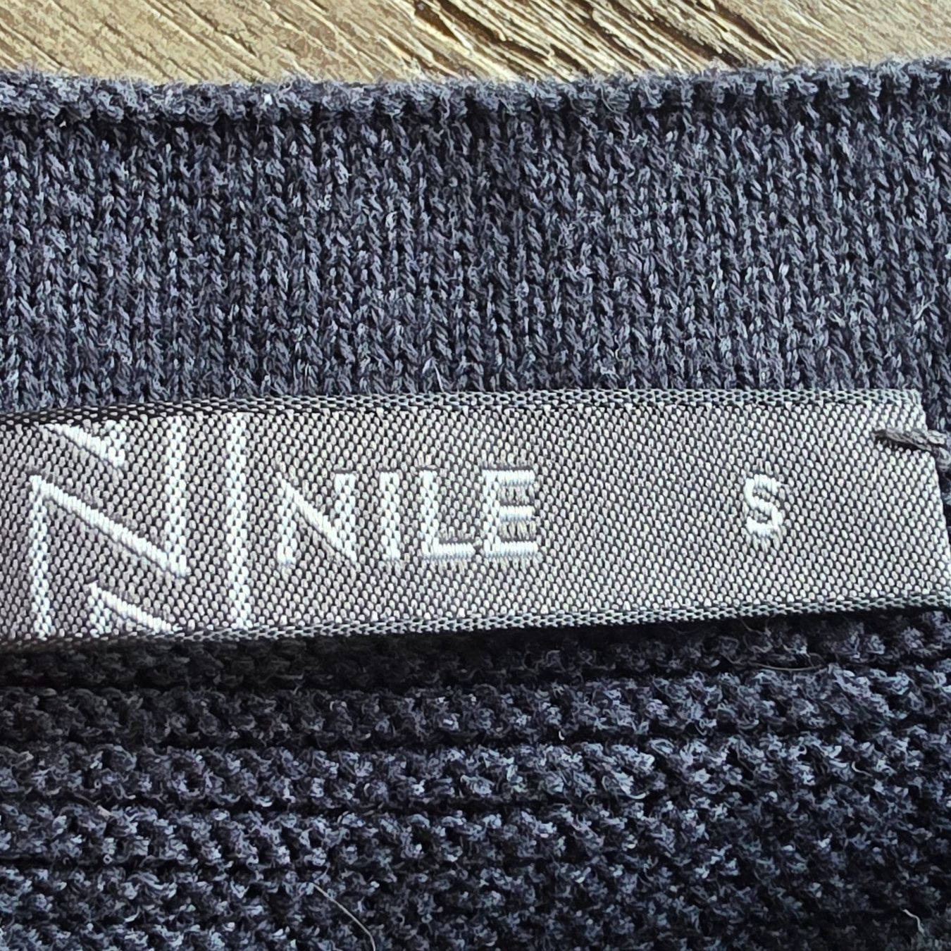 Nile Maglioni & Felpe: 🐸 NILE PULLOVER S STRICKPULLOVER SCHWARZ – Usato da Môtier (Vully) venduto da Frogs 7