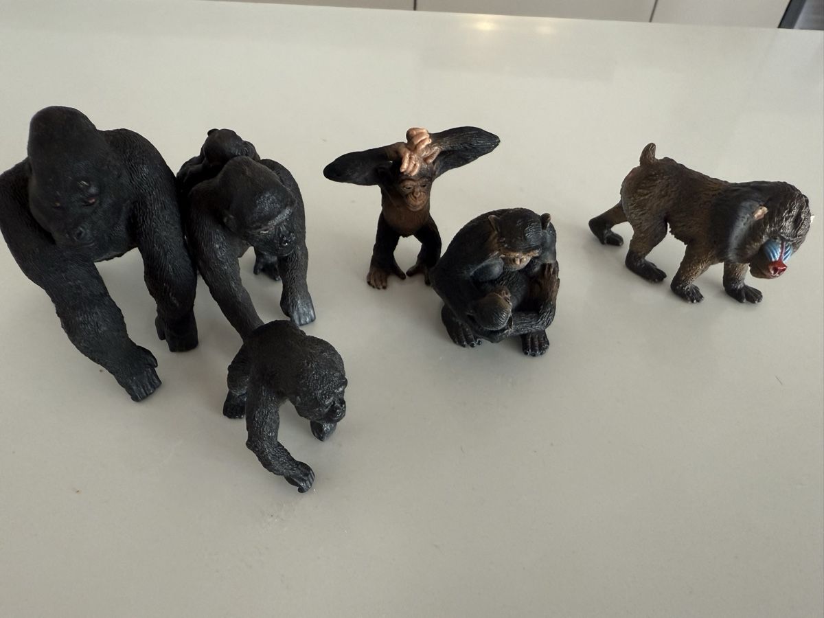Schleich Spielzeuge: 6 Schleich Affen – Gebraucht aus Zürich von Mothai