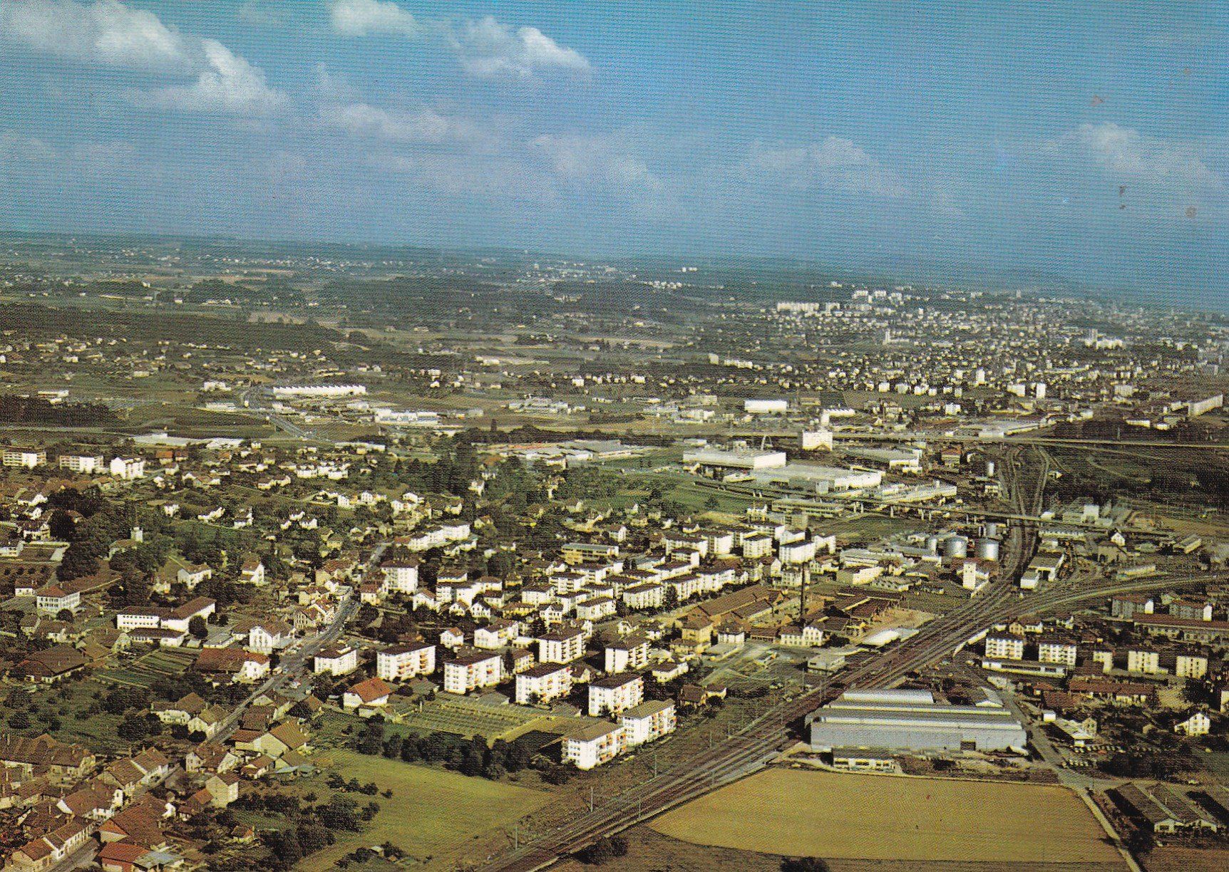 Ansichtskarten: Bussigny vue générale  1988 – Gebraucht aus Cormoret von Pascalll2001