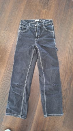 Coole Bershka Jeans, Gr. 36, schwarz-grau Top Zustand!