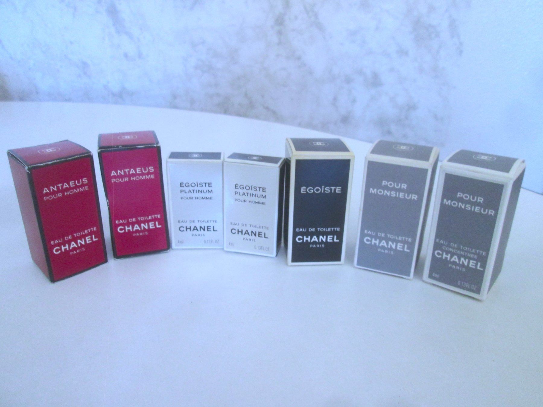 Chanel Parfums & Eau de Toilette: 7 neue Chanel Edt Mini-Parfums, 4 ml – D'occasion à Sementina par babucia 1