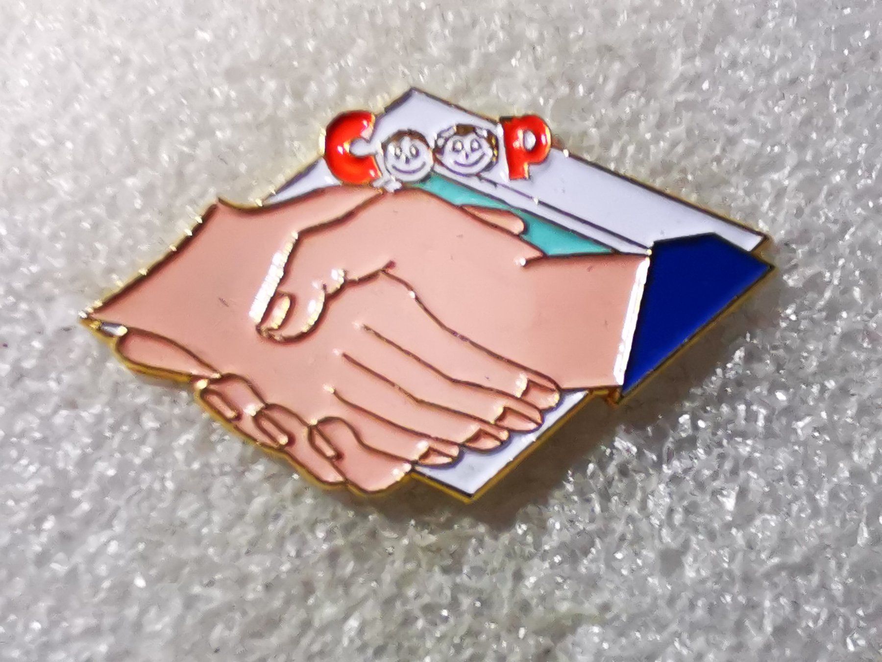 Placchette & Badge: Ansteckpin 17: Coop – Usato da Oppligen venduto da Pin-Fall-Shop